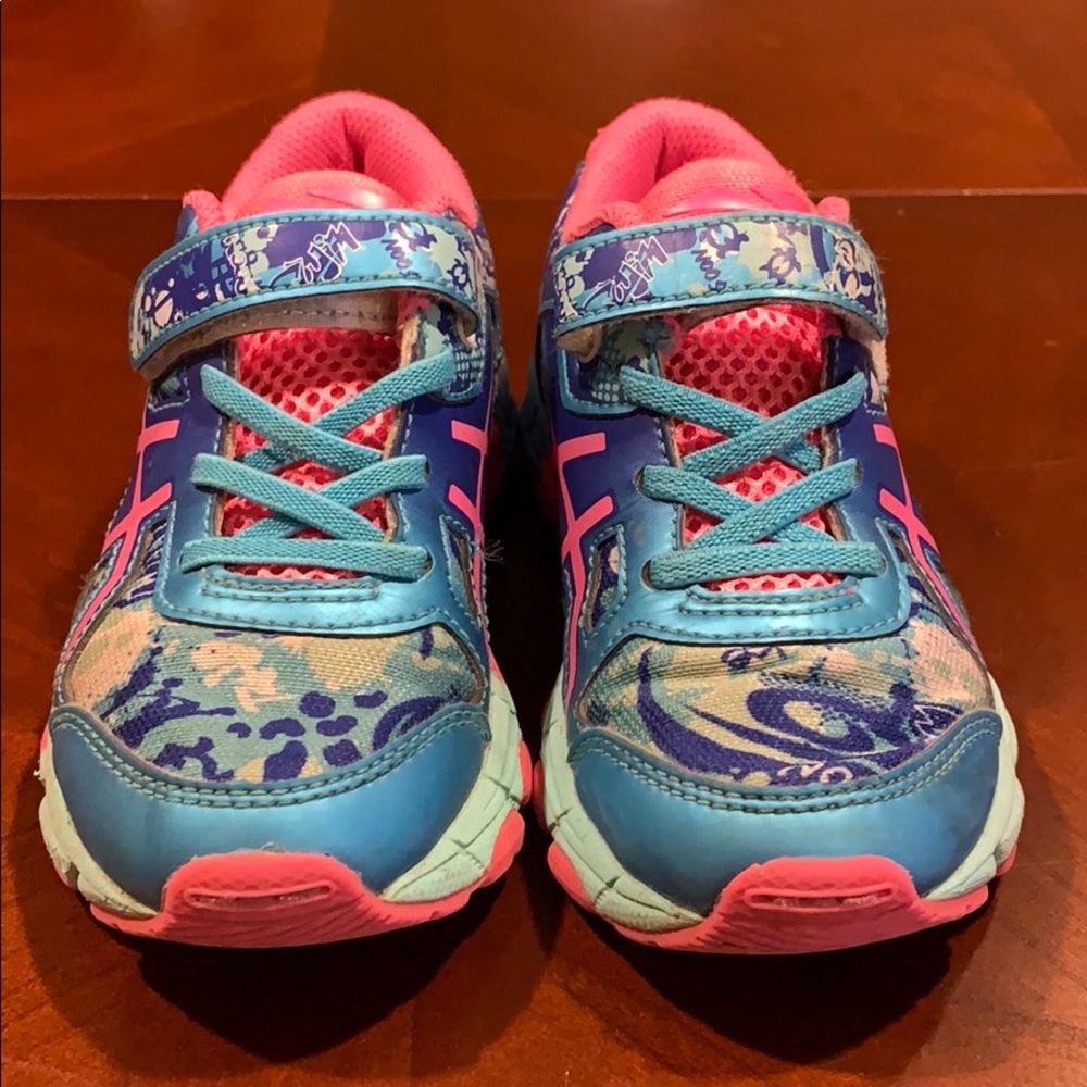ASICS athletic shoes girls 11